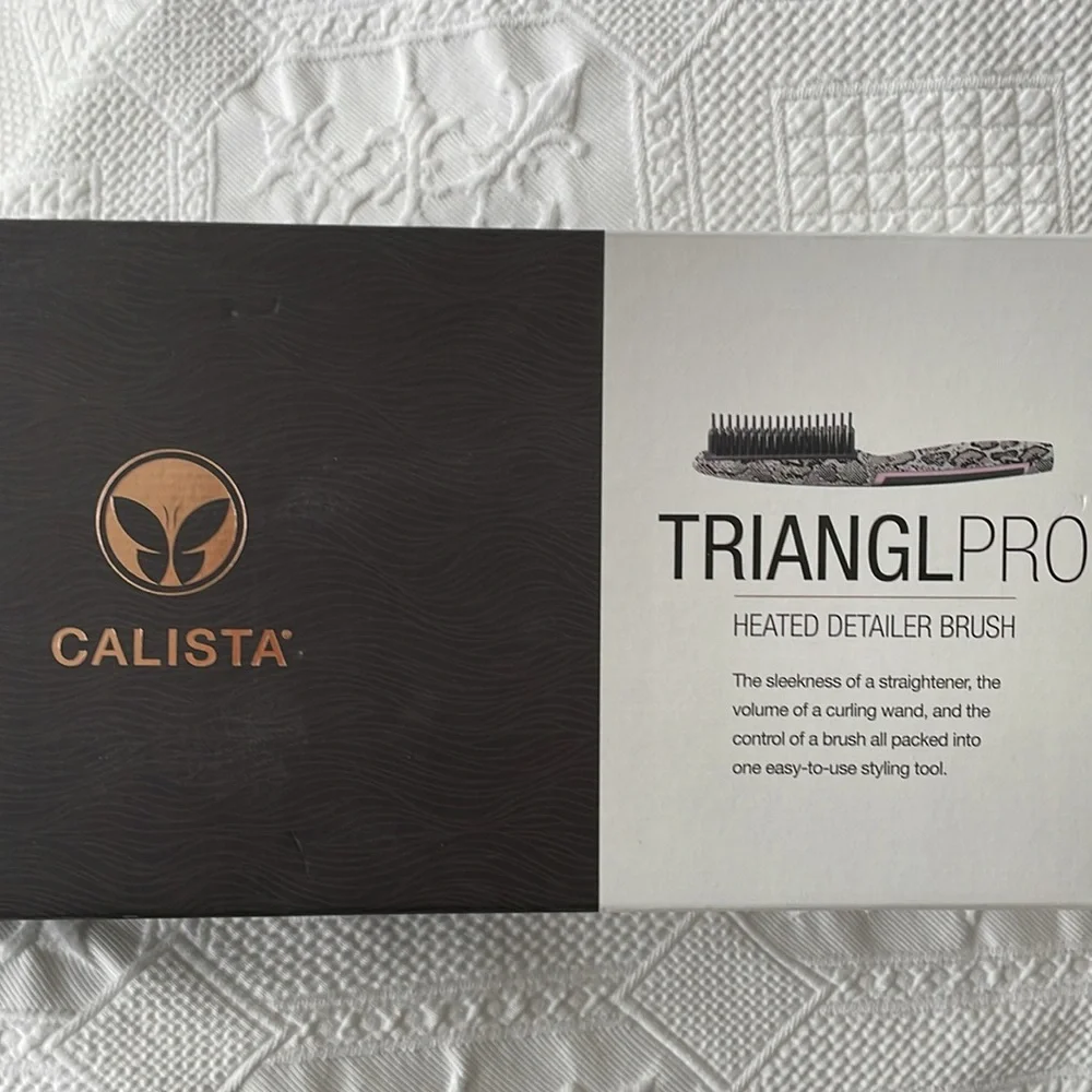 NWOT Calista triangle pro heated detailer brush pink snakeskin hair styling tool - Picture 2 of 9